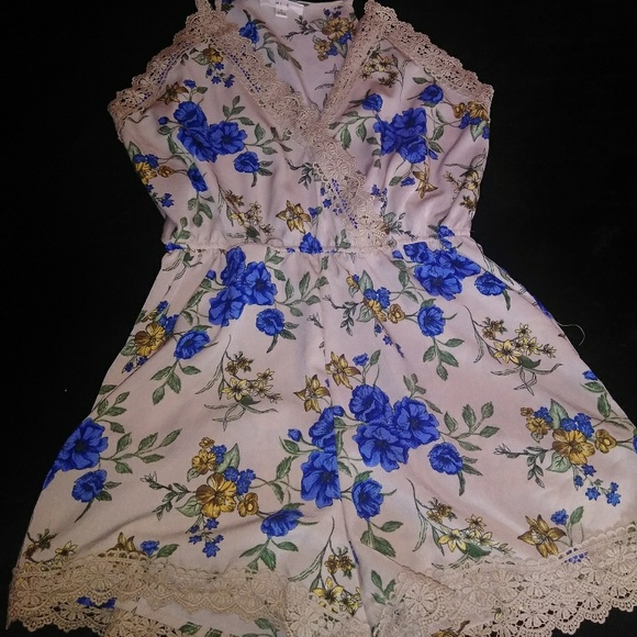 Romper - Picture 2 of 2